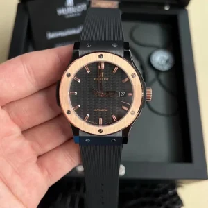 Hublot Classic Fusion 42mm Black Dial Automatic Rubber Band 1:1 Clone Watch