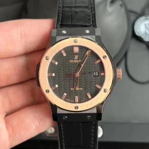 Hublot Classic Fusion 42mm Carbon Fiber Dial Swiss Automatic Leather 1:1 Clone Watch