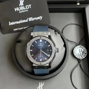 Hublot Classic Fusion 42mm Blue Dial Automatic Rubber Bracelet 1:1 Clone Watch
