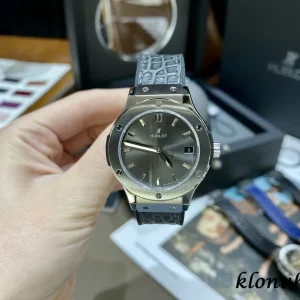 Hublot Classic Fusion 33mm Grau Schweizer Quarz Kautschukarmband 1:1 Clone Watch
