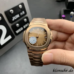 Patek Philippe Nautilus 40mm Gold Tone Swiss Automatic Metal Bracelet 1:1 Clone Watch