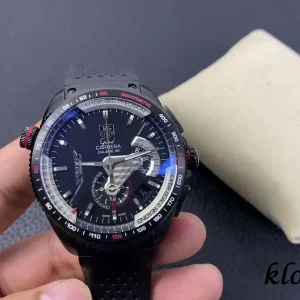 Tag Heuer Carrera 43mm Black Dial Automatic Kautschukarmband 1:1 Clone Watch